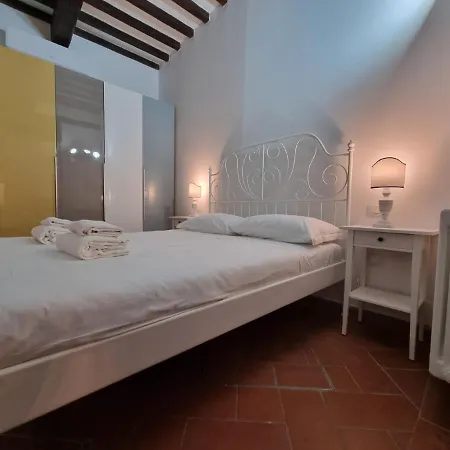 Borgo Allegri * Firenze